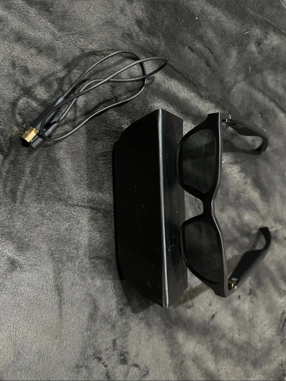 Bose Black AR Glasses with Cable and Case